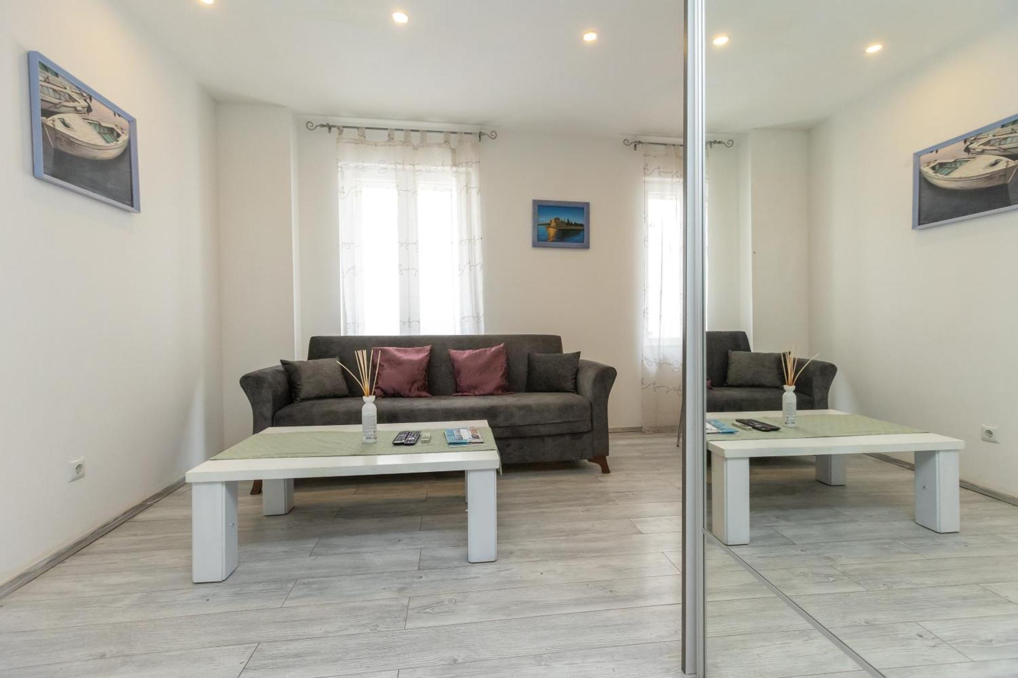 Alpha Loft 1Br Apartment In Center Zadar Extérieur photo