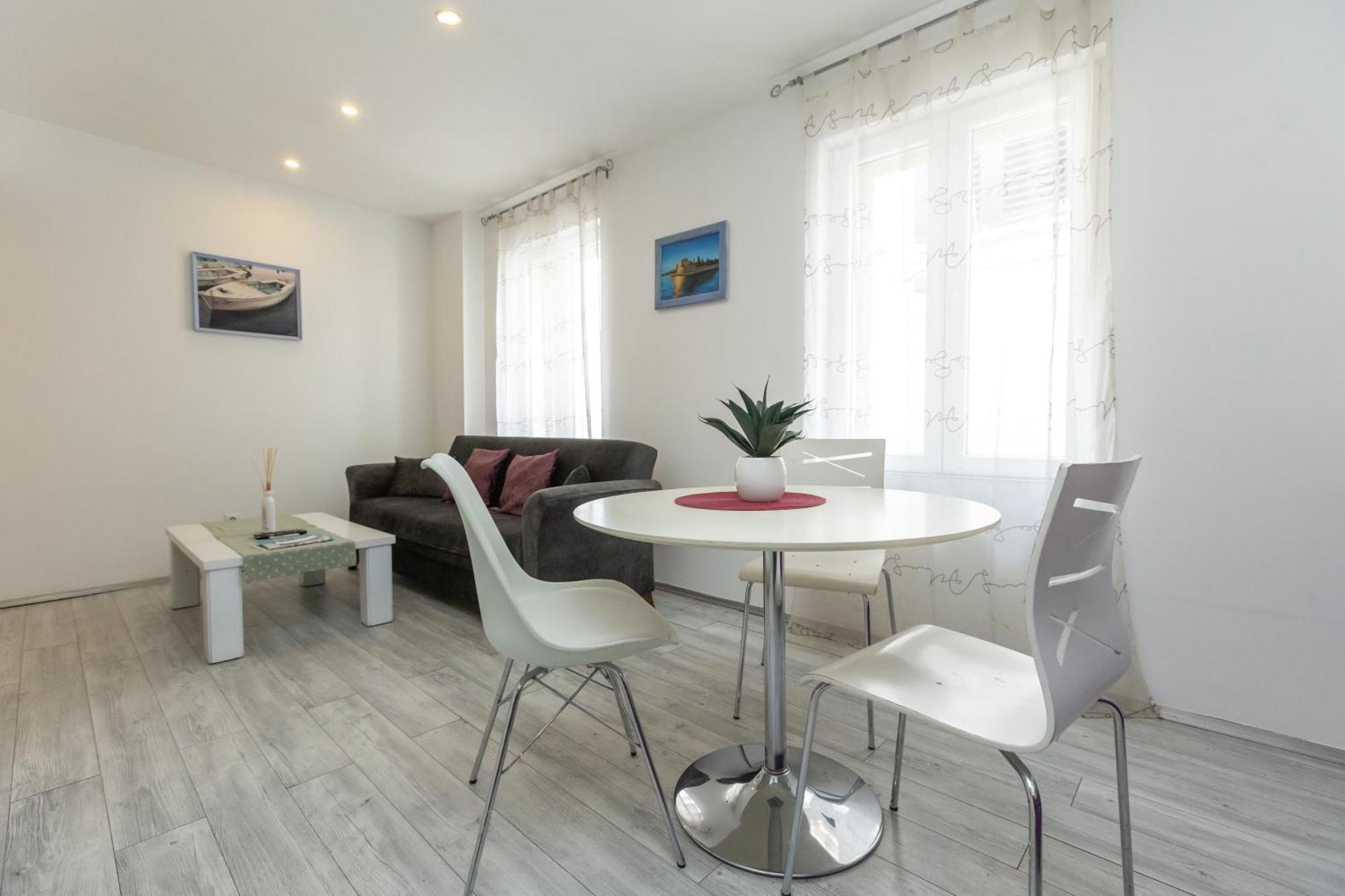 Alpha Loft 1Br Apartment In Center Zadar Extérieur photo